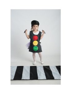 Жилет "Светофор" и пешеходный переход