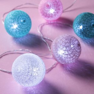НИТЬ, 5м, с насад. "Клубки БИРЮЗОВО-РОЗОВЫХ ниток 6 см", LED-20-220V, фиксинг, БЕЛЫЙ 