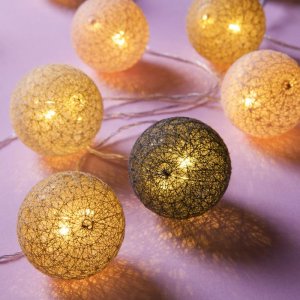 НИТЬ, 5м, с насад. "Клубки КРЕМ-БРЮЛЕ ниток 6 см", LED-20-220V, фиксинг, Т/БЕЛЫЙ 