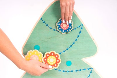 Ель бирюзовая с магнитными игрушками 37441 галерея 4