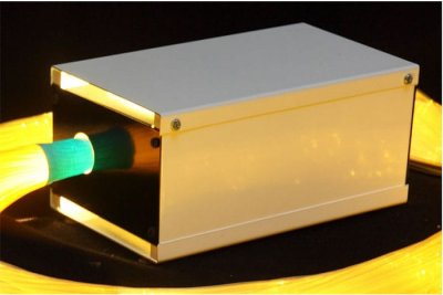 Источник света к фиброоптическому волокну — jpg/RG068-2.jpg